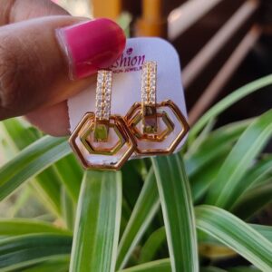 GOLD LOOK ALIKE EARRING HEXAGON