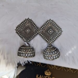 BIG SIZED PRETTY SILVER JUMKA