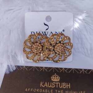 RICH GOLDEN STONE STUD
