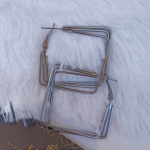SQUARE SHAPE HOOP EARRING POLISHED BLACK METAL