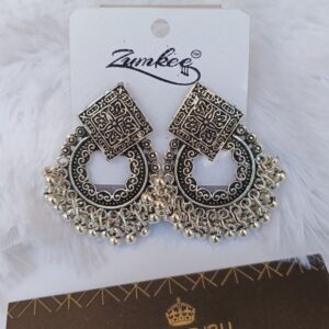 TRADITIONAL GUNGROO EARRING SILVER