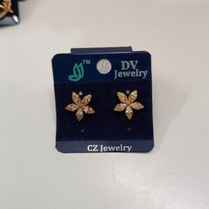 CLASSIC FLOWER CZ STUD