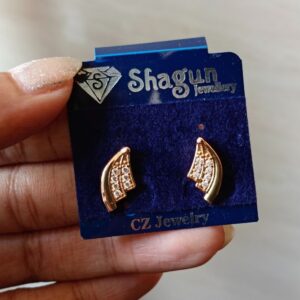 FAN SHAPED CZ STUD