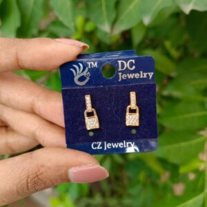 GOLDEN LOCK CZ EARRING