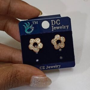 STAR FLOWER CZ STUD