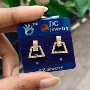 ELEGANT FULL STONE PRESS TYPE EARRING