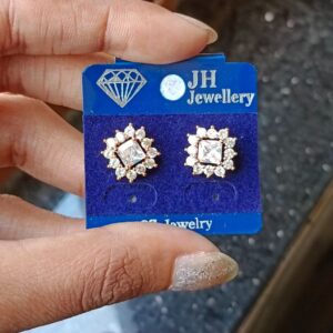 PREMIUM AD STUD SQUARE OR DIAMOND SHAPE